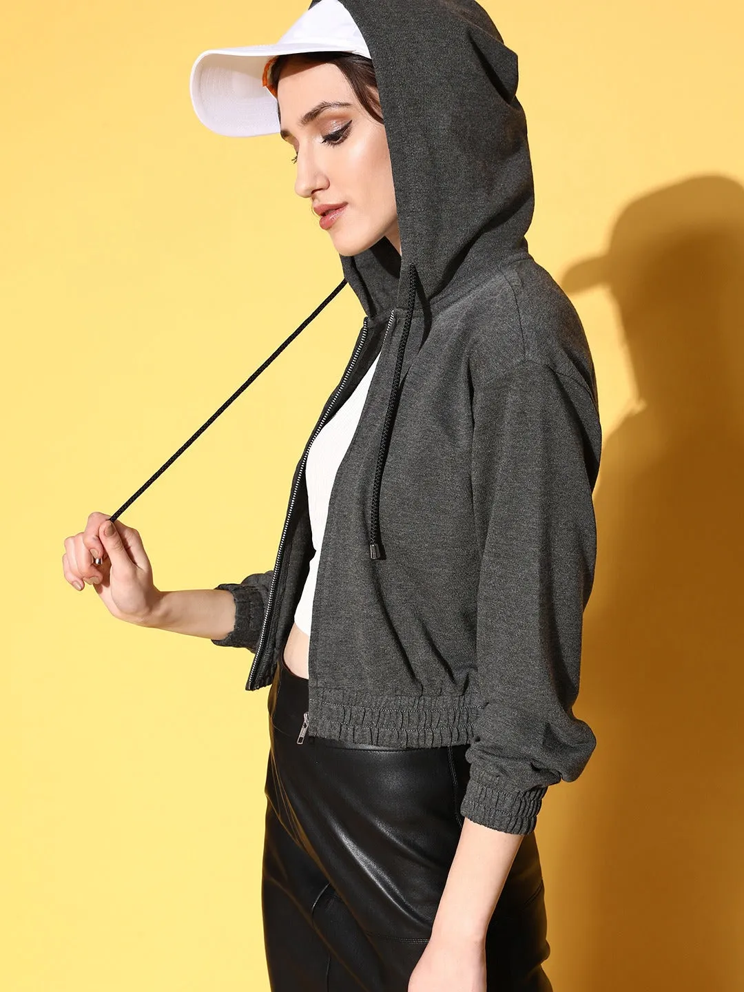 Berrylush Women Solid Black Hood Collar Neck Acrylic Straight Hem Regular Sporty Jacket