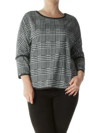 Black White Houndstooth Patterned Knit Top