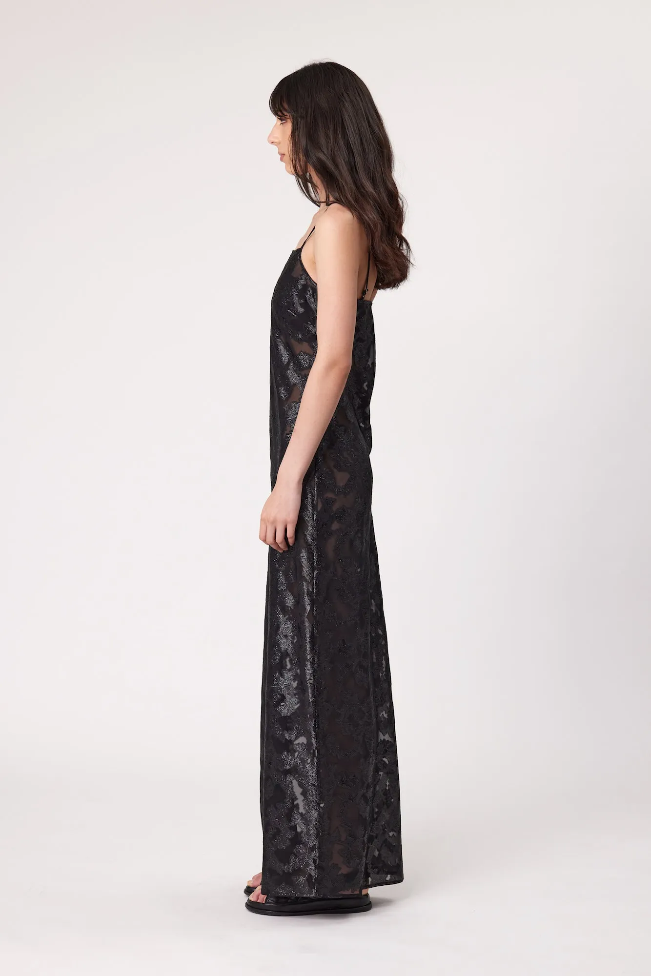 LILA DRESS - BLACK