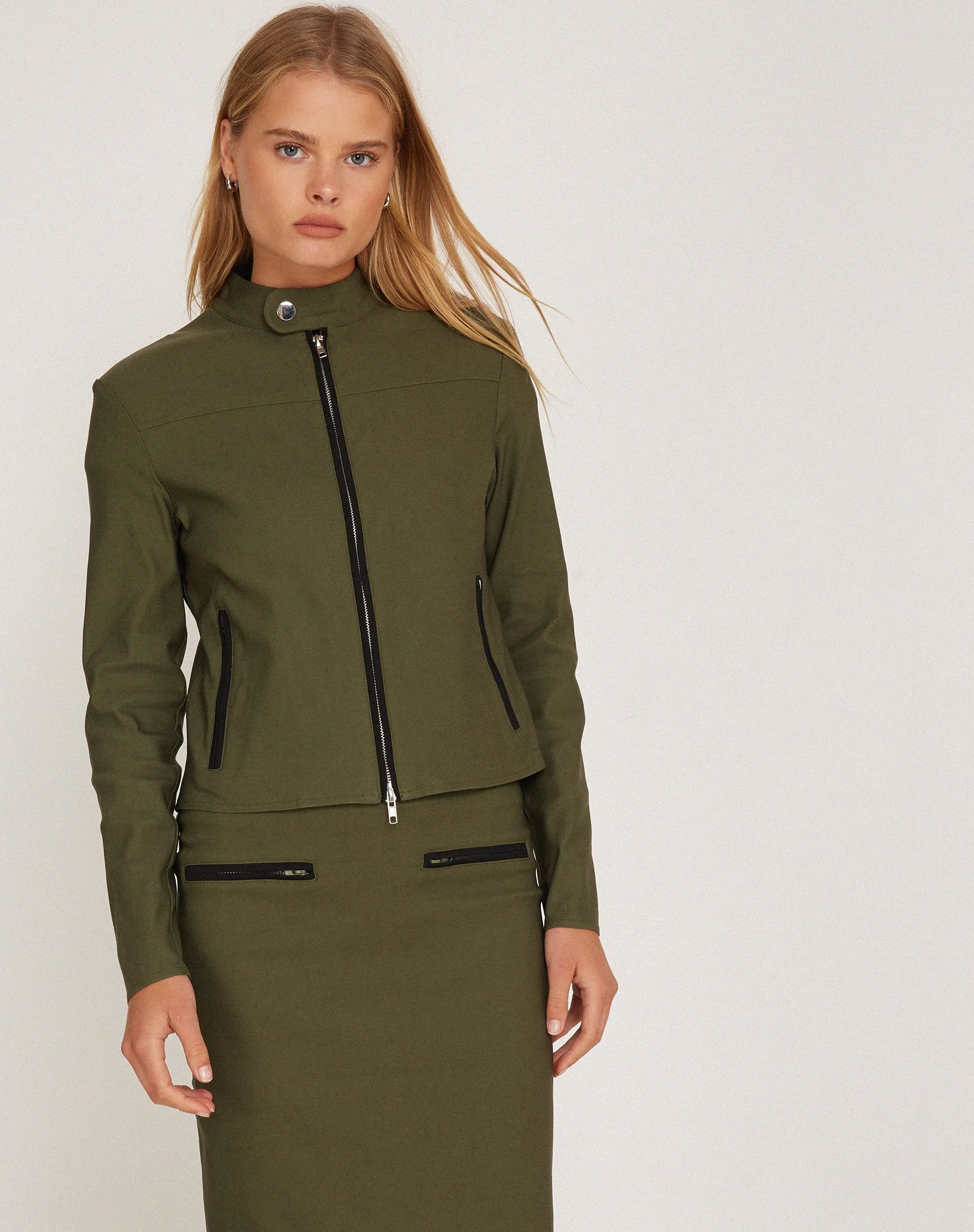 Livia Jacket in Tailoring Army Green