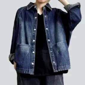 Roomy pocket women's denim jacket