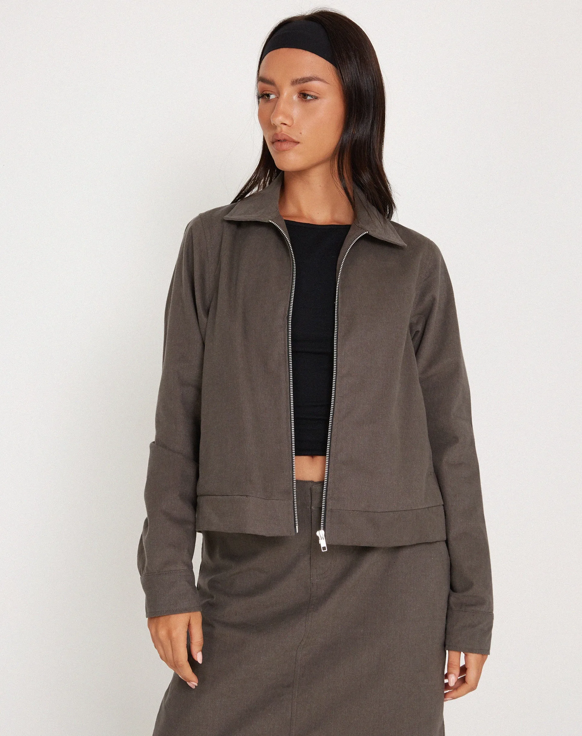 Tumbas Jacket in Dark Grey